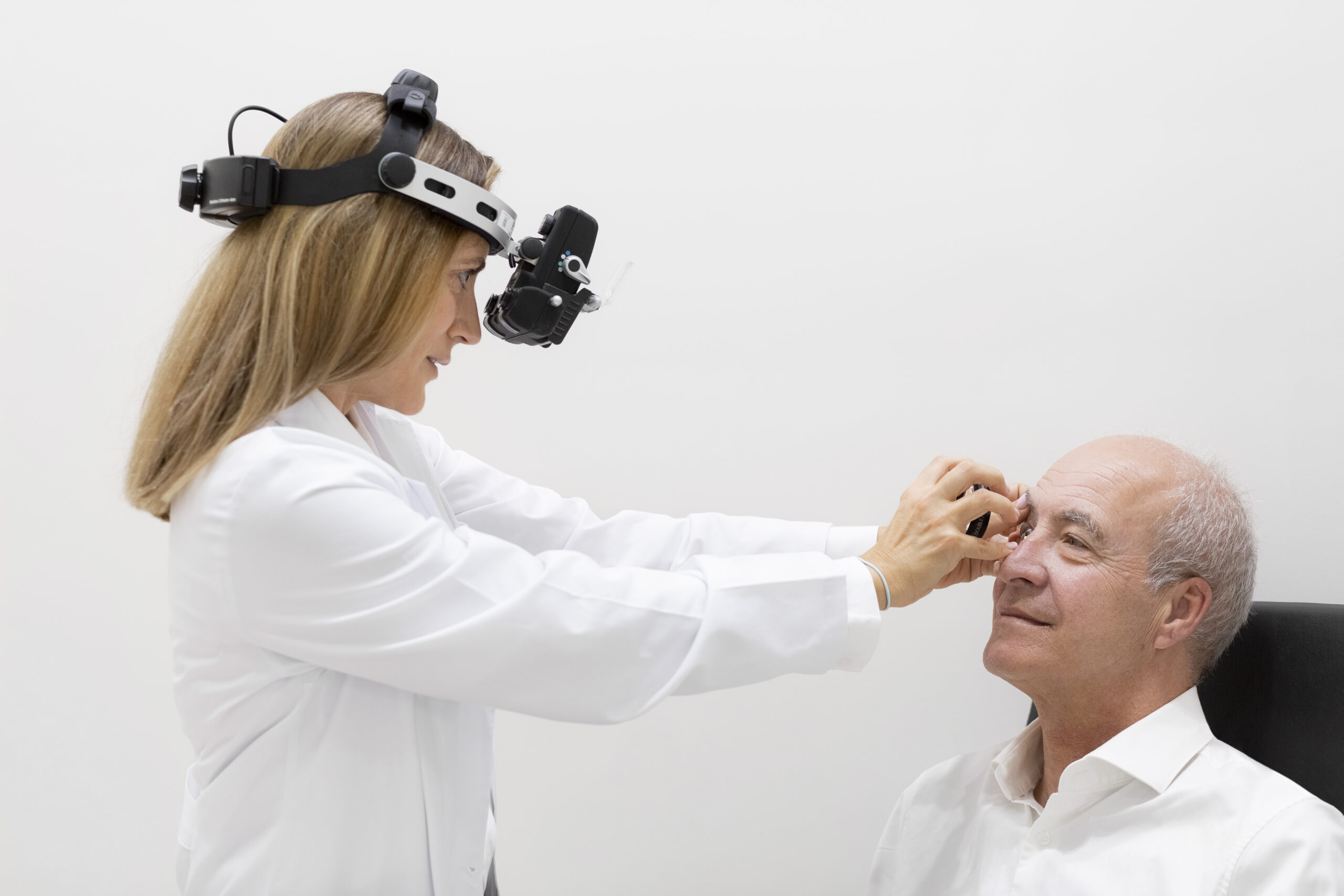 Síntomas del Desprendimiento de Retina | Oftalmología en Murcia | VI&BE